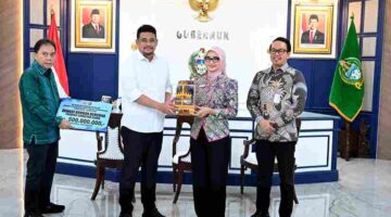 Gubernur Sumatera Utara (Sumut) Muhammad Bobby Afif Nasution menerima kunjungan Wakil Gubernur (Wagub) Lampung, Jihan Nurlela, di Ruang Kerja Gubernur Sumut, Jalan Diponegoro, Medan, Selasa (5/5/2026). 
