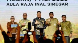 Gubernur Sumatera Utara (Sumut) Muhammad Bobby Afif Nasution didampingi Pj Sekdaprov Sumut Sulaiman Harahap, menghadiri Pengukuhan Kepala Kantor Perwakilan Lembaga Penjamin Simpanan I Jimmy Ardianto, di Aula Raja Inal Siregar, Kantor Gubernur Sumut, Jalan Diponegoro 30 Medan, Senin (4/5/2026). 