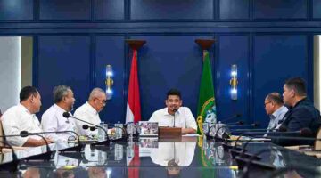 Gubernur Sumut, Bobby Nasution menyalurkan Bagi Hasil Pajak Rokok Triwulan I Tahun 2026 dan Kurang Salur  Bagi Hasil Pajak Provinsi Tahun 2024 & 2025 kepada Kabupaten / Kota se Sumut secara virtual dari Ruang Kerja Gubernur Sumut, Lantai 10, Kantor Gubernur Sumut, Jalan Diponegoro No. 30, Medan, Selasa (5/5/2026).