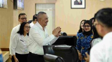 Pj Sekretaris Daerah Provinsi Sumatera Utara (Sumut) Sulaiman Harahap membuka secara resmi Bimbingan Teknis dan Coaching Clinic Badan Usaha Milik Daerah (BUMD) Pemerintah Provinsi Sumut di Ruang Rapat I Kantor Gubernur Sumut Jalan Diponegoro Kota Medan, Rabu (20/5/2026).