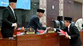 Penyampaian Keputusan DPRD Sumut terkait rekomendasi terhadap LKPj Gubernur Sumut Tahun Anggaran 2025 yang berlangsung di Gedung DPRD Sumut, Jalan Imam Bonjol, Medan, Senin, 11 Mei 2026.