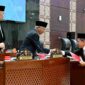 Penyampaian Keputusan DPRD Sumut terkait rekomendasi terhadap LKPj Gubernur Sumut Tahun Anggaran 2025 yang berlangsung di Gedung DPRD Sumut, Jalan Imam Bonjol, Medan, Senin, 11 Mei 2026.