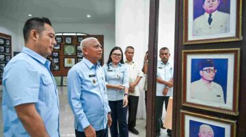 Wakil Gubernur Sumut Surya mengunjungi Dinas Perpustakaan dan Arsip Provinsi Sumut di Jalan Brigjend Katamso, Medan, Selasa (19/5/2026). Pada kunjungan ini, Wagub Sumut meninjau fasilitas, pelayanan dan kelengkapan buku serta arsip yang ada di Perpustakaan Daerah. 