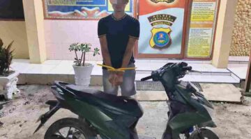 Terduga pelaku berinisial S (26)  usai diamankan di kawasan Nagori Bukit Maraja.