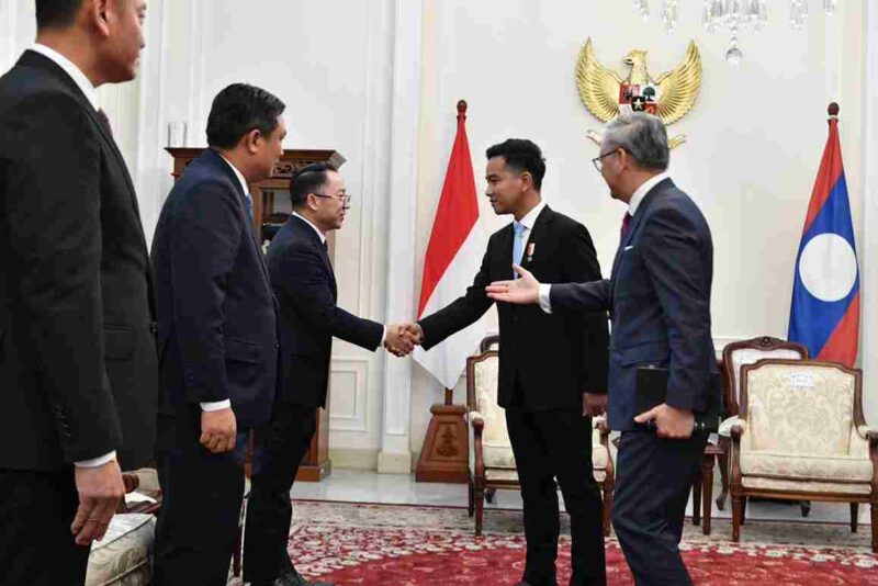 Indonesia jajaki investasi pupuk di Laos untuk kurangi impor bahan baku dan perkuat ketahanan pangan regional.