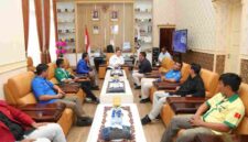 pertemuan antara Wali Kota Wesly Silalahi dan pengurus Komite Nasional Pemuda Indonesia (KNPI) Kota Pematangsiantar, di ruang kerja wali kota, Rabu (6 Mei 2026).