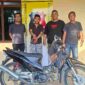 pelaku berinisial JP (35) saat diamankan polisi bersama barang bukti.
