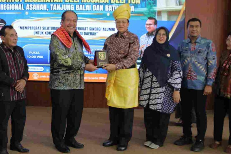 Pemkab Asahan menerima kunjungan silaturahmi IKDH Deli Tua untuk memperkuat sinergi pendidikan dan sektor kesehatan.