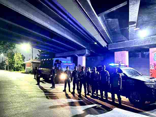 Brimob Polda Sumut menggelar patroli skala besar di Belawan.