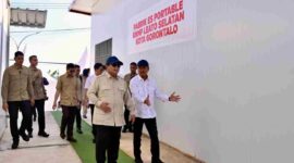 Presiden Prabowo Subianto meninjau langsung Kampung Nelayan Merah Putih (KNMP) di Kelurahan Leato Selatan, Kota Gorontalo, pada Sabtu, 9 Mei 2026. Foto: BPMI Setpres