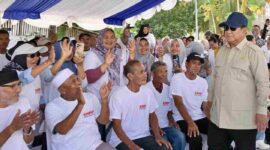 Presiden Prabowo Subianto meninjau langsung Kampung Nelayan Merah Putih (KNMP) di Kelurahan Leato Selatan, Kota Gorontalo, pada Sabtu, 9 Mei 2026. Foto: BPMI Setpres