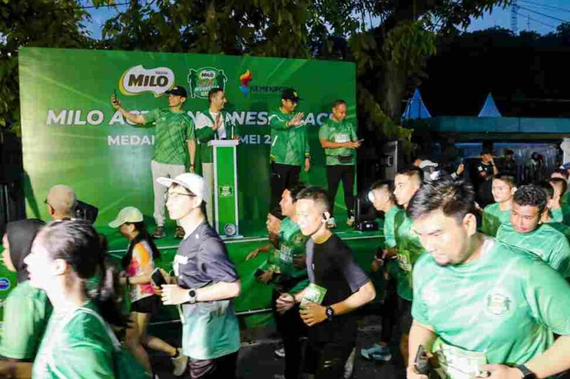 Rico Waas melepas ribuan peserta Milo Activ Indonesia Race 2026