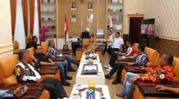 DPD Ikatan Pemuda Karya (IPK) dan MPC Pemuda Pancasila (PP) Kota Pematangsiantar melakukan audiensi dengan Wali Kota Pematangsiantar, Wesly Silalahi, di ruang kerja wali kota lantai II Balai Kota Pematangsiantar, Jalan Merdeka, Selasa (12/5/2026).