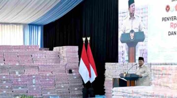 Presiden Prabowo Subianto memberikan sambutan dalam acara yang digelar di kompleks Kejaksaan Agung Republik Indonesia, Jakarta, pada Rabu, 13 Mei 2026. 