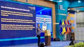 Dirressiber Polda Sumut Bayu Wicaksono memberi kuliah umum di UMSU tentang ancaman kejahatan siber dan literasi digital mahasiswa.