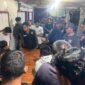 Personel gabungan Polres Karo dan Polsek Munte membubarkan tawuran antar pemuda di Desa Kineppen, Kabupaten Karo, Jumat dini hari.