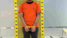 Polda Sumut mengungkap dugaan peredaran vape liquid mengandung Etomidate di Medan dan mengamankan seorang mahasiswa beserta barang bukti.