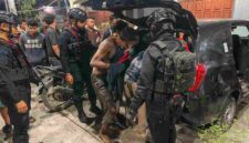 Personel Brimob Polda Sumut menggagalkan dugaan percobaan pencurian besi saat patroli dini hari di Medan.