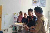 Kuasa Hukum Korban, Saat membuat aduan ke Inspektorat Bengkulu Tengah.