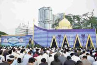 Salat Iduladha bersama ribuan warga di Lapangan Merdeka Medan, Rabu (27/5/2026) pagi.