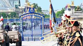 Presiden Republik Indonesia Prabowo Subianto menghadiri upacara kenegaraan dalam rangka kunjungan resmi kenegaraan di Les Invalides, Paris, Republik Prancis pada Kamis, 28 Mei 2026. 