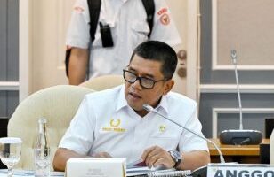 Anggota DPR RI H. Muslim Ayub.