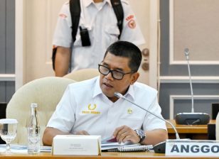 Anggota DPR RI H. Muslim Ayub.