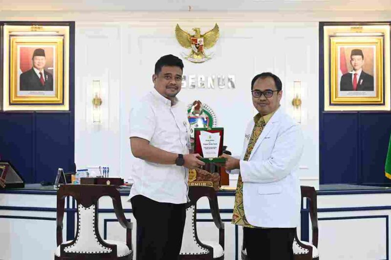 Gubernur Sumatera Utara (Sumut)  M. Bobby Afif Nasution menerima audiensi Ketua Ikatan Dokter Anak Indonesia Cabang Sumut Rizky Adriansyah beserta jajaran di ruang kerja Gubernur, lantai 10 Kantor Gubernur Sumut, Jalan Diponegoro nomor 30, Medan, Selasa (2/6/2026).