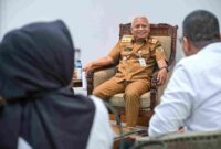 Wakil Gubernur Sumut, Surya menerima audiensi General Manager PT. PLN Unit Induk Pembangunan Sumbagut di Ruang Kerja Wakil Gubernur Sumut, lantai 9 Kantor Gubernur Sumut, Jalan Diponegoro No. 30, Medan, Senin (22/6/2026).