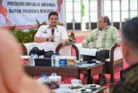 Gubernur Sumut Bobby Nasution menerima audiensi Walikota Padangsidimpuan Letnan Dalimunthe di Aula Tengku Rizal Nurdin, Rumah Dinas Gubernur Sumut, Jalan Sudirman No. 41, Medan, Selasa (23/6/2026).