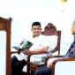 Gubernur Sumatera Utara (Sumut) Muhammad Bobby Afif Nasution menerima audiensi Kepala Otoritas Jasa Keuangan (OJK)  Sumut Triyoga Laksito beserta jajaran di ruang kerja  Gubernur Sumut, Jalan P. Diponegoro, Medan, Rabu (3/6/2026).