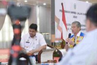 Gubernur Sumatera Utara (Sumut) Bobby Nasution menghadiri secara daring Peresmian Inpres Jalan Daerah TA 2025 oleh Presiden RI Prabowo Subianto dari Kabupaten Sampang, Madura, Jawa Timur melalui aplikasi Zoom meeting di Aula Tengku Rizal Nurdin Jalan Jenderal Sudirman Kota Medan, Selasa (23/6/2026). 