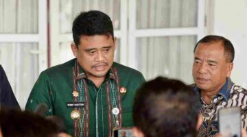 Gubernur Sumatera Utara (Sumut) Bobby Nasution menerima kunjungan Bupati Karo Antonius Ginting di Rumah Dinas Gubernur Jalan Sudirman Kota Medan. Kamis (18/6/2026). Kunjungan tersebut membahas retribusi di daerah wisata Desa Semangat Gunung Kabupaten Karo.
