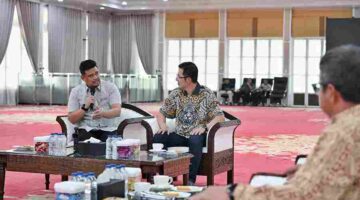 Gubernur Sumatera Utara (Sumut) Muhammad Bobby Afif Nasution menerima audiensi EVP-Head Of Circle Sumatera PT. Indosat Ooredoo Hutchison di Aula Tengku Rizal Nurdin Jalan Sudirman Nomor 41 Medan, Kamis (4/6/2026).