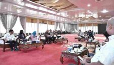 Bobby Nasution saat menerima audiensi Satuan Kerja Khusus Pelaksana Kegiatan Usaha Hulu Minyak dan Gas Bumi (SKK Migas) Wilayah Sumatera Bagian Utara (Sumbagut) di Aula Tengku Rizal Nurdin, Rumah Dinas Gubernur Sumut, Jalan Jenderal Sudirman, Medan, Kamis (4/6/2026). (Foto:Ist)