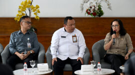 Pemerintah Provinsi Sumatera Utara (Sumut) melalui Kepala Biro Ekonomi Setdaprovsu Poppy Marulita Hutagalung dan Kepala Badan Pusat Statistik (BPS) Sumut Asim Saputra, melakukan Konferensi Pers terkait pertumbuhan ekonomi triwulan I Tahun 2026 Provinsi Sumatera Utara. Kegiatan ini difasilitasi Dinas Kominfo Sumut berlangsung di Lobby Dekranasda Lantai 1 Kantor Gubernur Sumut Jalan Diponegoro 30 Kota Medan, Selasa (9/6/2026).