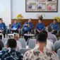 Kepala Bagian Kerjasama Biro Pemerintahan dan Otonomi Daerah Setdaprov Sumut, Ahmad Yamin saat konferensi pers terkait Program Prioritas, Proyek Strategis dan Kegiatan Unggulan OPD di Lobby Dekranasda, lantai 1 Kantor Gubernur Sumut, Jalan Diponegoro No. 30, Medan, Rabu (17/6/2026). 