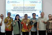 Pemprov Sumut dan PT Murni Sadar Tbk menandatangani MoU pembangunan rumah sakit bertaraf internasional.
