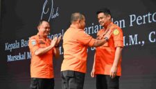 Gubernur Sumut, Bobby Nasution menghadiri Pelatihan Potensi Pencarian dan Pertolongan di Permukaan Air yang dibuka secara langsung oleh Kepala Badan Nasional Pencarian dan Pertolongan (Basarnas) Marsekal Madya TNI M. Syafi'i di Aula Raja Inal, lantai 2 Kantor Gubernur Sumut, Jalan Diponegoro No. 30, Medan, Selasa (9/6/2026).