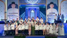 Gubernur Sumut Bobby Nasution bersama Wakil Gubernur Sumut Surya menghadiri Pembukaan Musabaqah Tilawatil Qur'an (MTQ) ke 40 tingkat Provinsi Sumatera Utara yang dibuka secara langsung oleh Wakil Menteri Agama Republik Indonesia Romo Muhammad Syafi'i di Lapangan Astaka, Jalan Williem Iskandar, Pancing, Kabupaten Deliserdang, Senin Malam (15/6/2026).