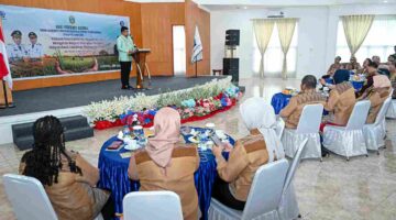 Gubernur Sumut, Bobby Nasution membuka Rapat Koordinasi Nasional Forum Komunikasi Penghubung Pemerintah Provinsi Se Indonesia (FORKAPPSI) yang diselenggarakan di Aula Mess Pora-Pora, Parapat, Kabupaten Simalungun, Kamis (11/6/2026).