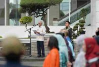 Wakil Gubernur Sumatera Utara (Sumut) Surya memimpin upacara peringatan Hari Keluarga Nasional (Harganas) ke-33 Tingkat Provinsi Sumatera Utara tahun 2026 di halaman Kantor Gubernur Sumut Jalan Diponegoro Kota Medan, Senin (29/6/2026). 