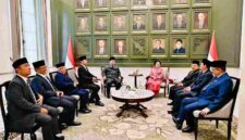 Wapres Gibran mendampingi Presiden Prabowo saat bertemu Mantan Presiden dan Mantan Wakil Presiden RI. 