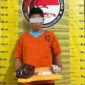 Polisi menangkap pria 44 tahun di Padangsidimpuan dan menyita puluhan paket diduga sabu serta ganja.