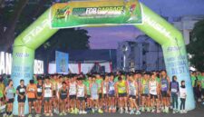 Run For Garbage 2026 di Medan diikuti ratusan peserta.