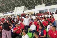 Presiden ke-7 RI Joko Widodo dan Iriana Jokowi di Stadion Utama Sumut.