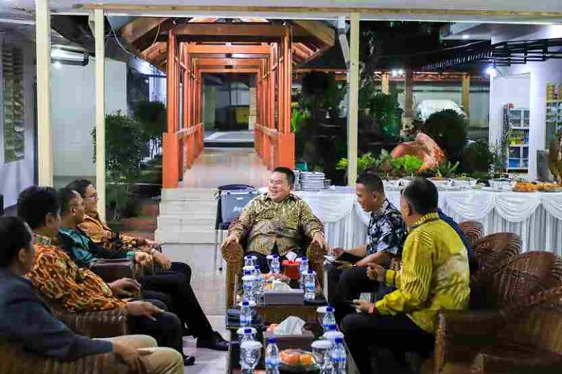 Wali Kota Pematangsiantar Wesly Silalahi menerima Pengurus Pusat GPI di Rumah Dinas Wali Kota, Jalan MH Sitorus, Kelurahan Teladan, Kecamatan Siantar Barat, Pematangsiantar.