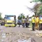 Bupati Simalungun meninjau salah satu ruas jalan di wilayah kabupaten Simalungun.