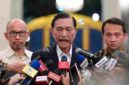 Ketua Dewan Ekonomi Nasional (DEN) Luhut Binsar Pandjaitan beserta jajaran di Istana Merdeka, Jakarta, pada Selasa, 9 Juni 2026.