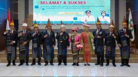 Wali Kota Pematangsiantar Wesly Silalahi melantik tujuh pejabat eselon II untuk mengisi jabatan strategis dan memperkuat pelayanan publik.
